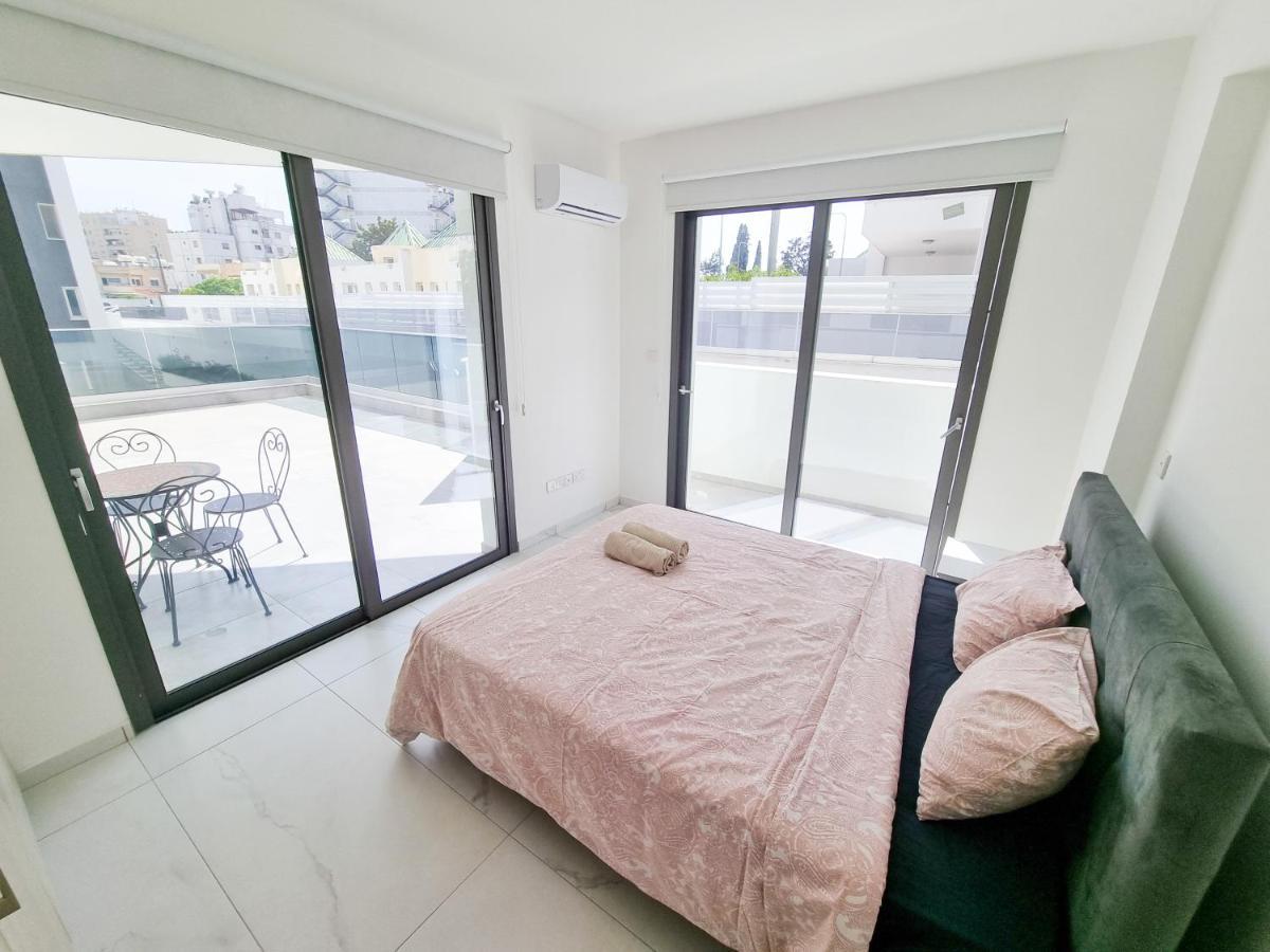 Shades Of Blue Apartment 拉纳卡 外观 照片